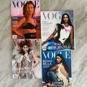 10 Vogue Magazines